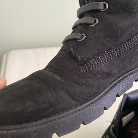 Timberland black suede kids boots - Picture 8 of 16